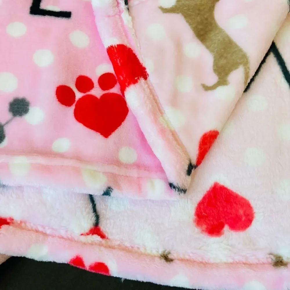 Plush “Love” Valentine Dogs Pet Throw Blanket